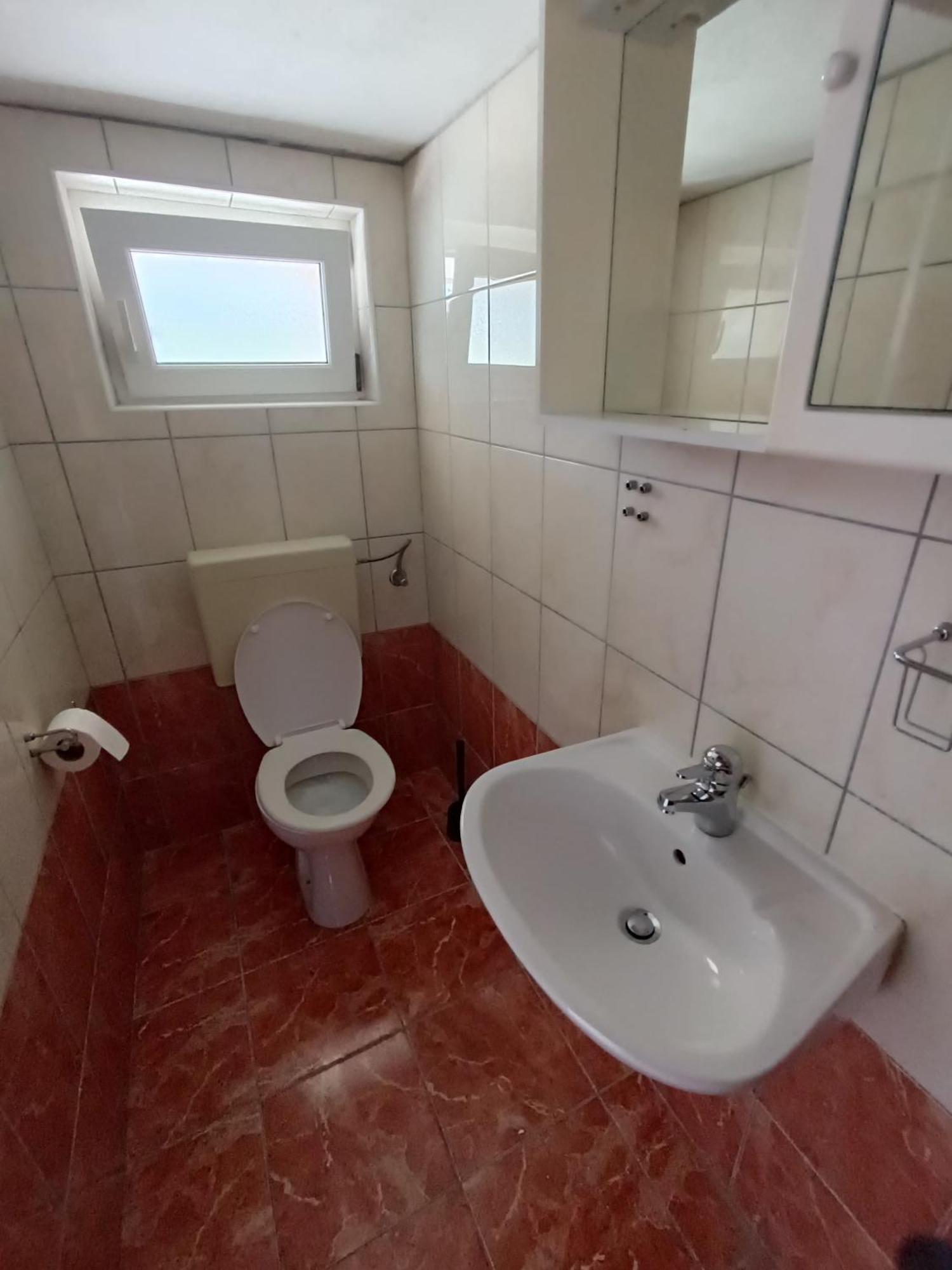 Apartment Lo - With Swimming Pool Split Habitación foto